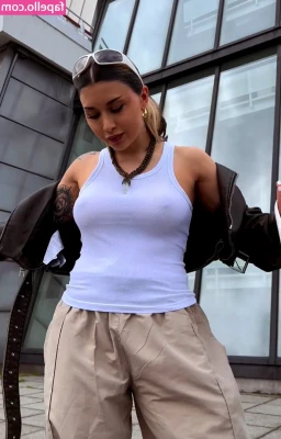 Salome Sylvana [ salome-sylvana ] - Squirting is my fav thing