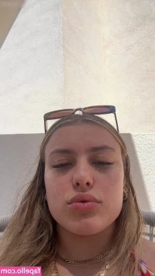 Emma Malewski [ emma-malewski ] - I wanna be your tiny dream girl 🥵 Question for today, what would part 1