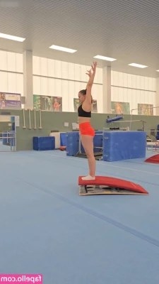 Emma Malewski [ emma-malewski ] - 𝕃𝔼𝕋𝕊 𝔽𝕀ℕ𝕀𝕊ℍ 𝕀𝕋 𝔹𝔸𝔹𝕐  ɪ