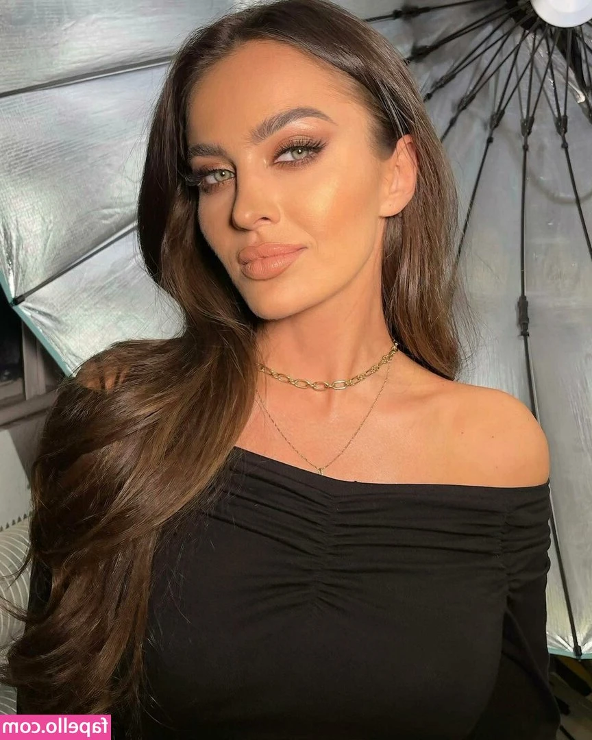 Vanessa Wietrzyk [ vanessa-wietrzyk ] - Another happy customer! 🥰 … if you’ve been on the fence about