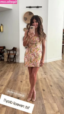 Alison Victoria [ alison-victoria ] - We ve got some sexy ass friends don t ya think    kittibellevip 