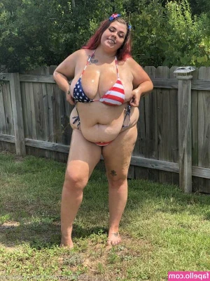 Dick Gobbler Tabby [ dick-gobbler-tabby ] - Where my feet babies at ? I’ve got a request for some feet stuff