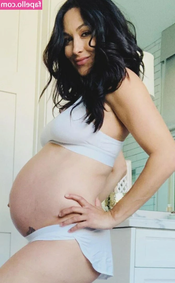 Nikki Brie [ nikki-brie ] - I look so innocent today 😇