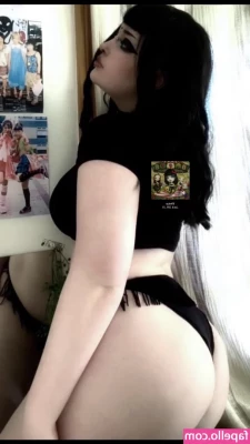 milabloomoo - You guys liked that last bikini top video so much I figured I'd make
