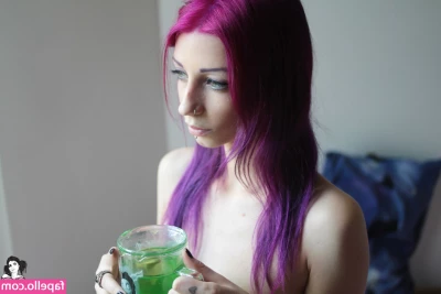 Demonia [ demonia-1 ] - I love feet on your face and lap