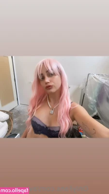 avaajayde - A little titty shake in the hot tub 💦