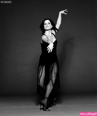 Neve Campbell [ neve-campbell ] - Ready for you 😏