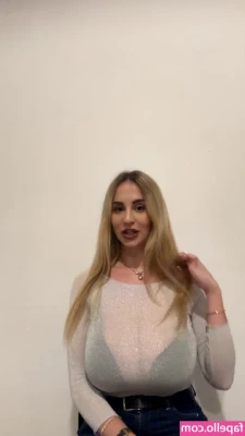 Maria Arreghini [ maria-arreghini ] - Tip and like all my content to see tiddies for breakfast.