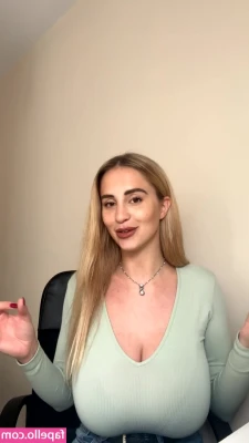 Maria Arreghini [ maria-arreghini ] - fuck me in the bathroom right now babe 😵‍💫🥵