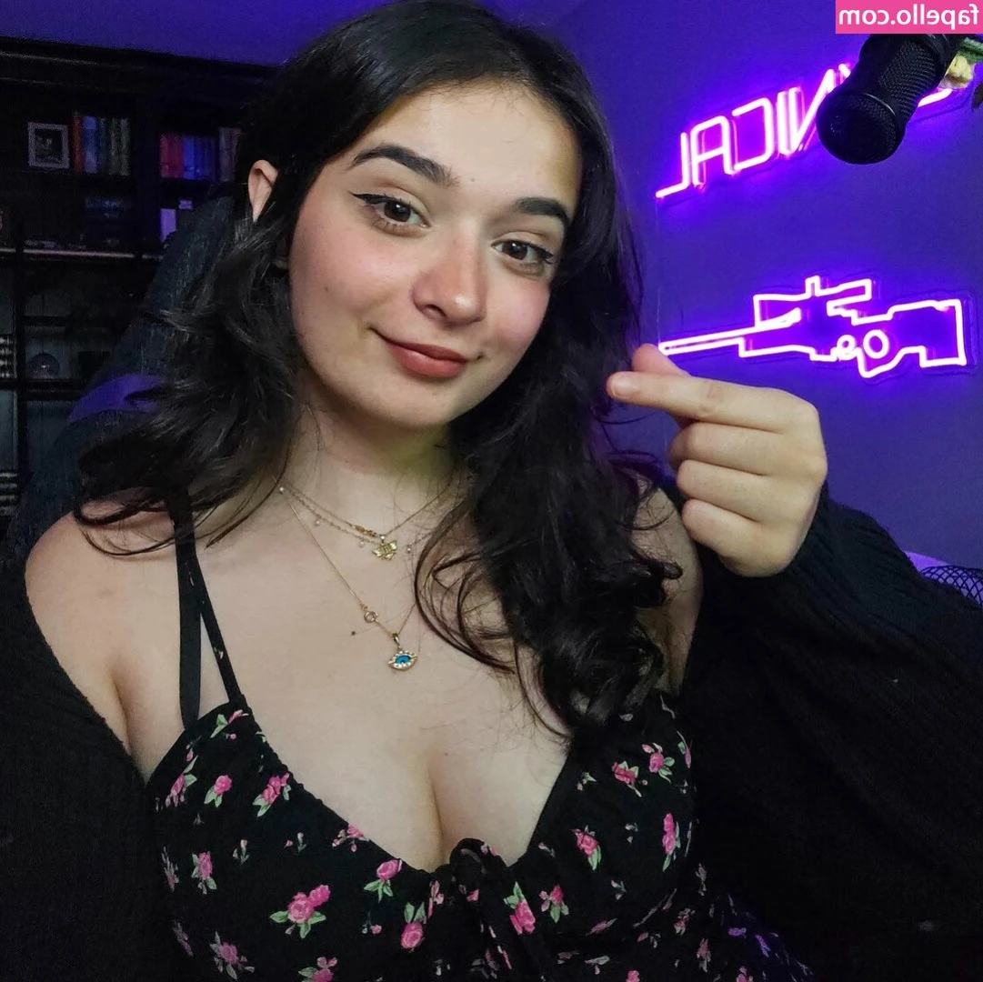 cynicalsakura - Is it hot for you too, like it is for me?🔥😏