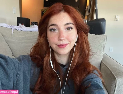 breebunn - Look honey how you can play and have fun with me