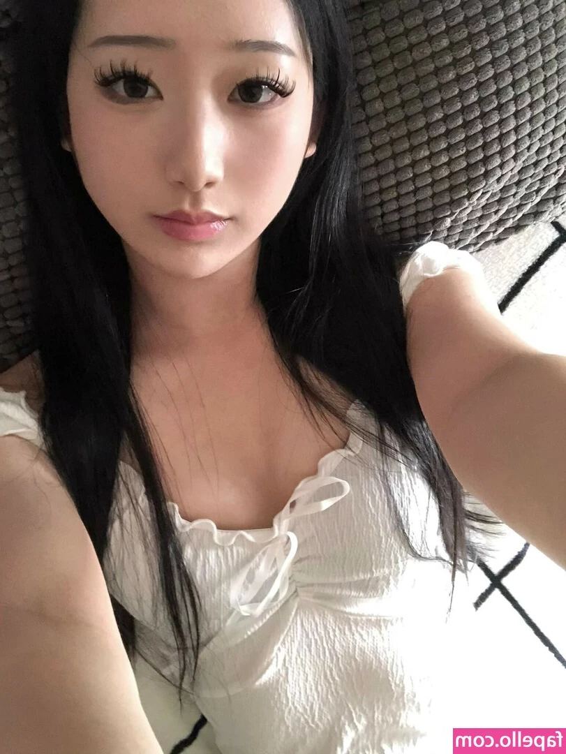 mina [ mina-2 ] - WOMEN S DAY  Today is Women s Day and I appreciate that you value