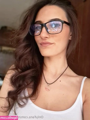 nikoletafrey - Making you horny and making you smile are my two favorite things 😘