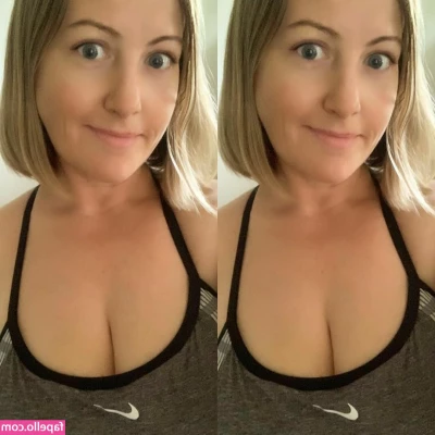 britloveshorror - Warming up my minx butt plug with my mouth...