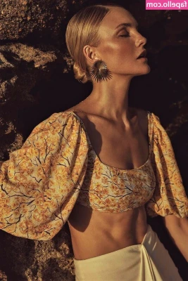 Caroline Trentini [ caroline-trentini ] - Birthday girl 🥳