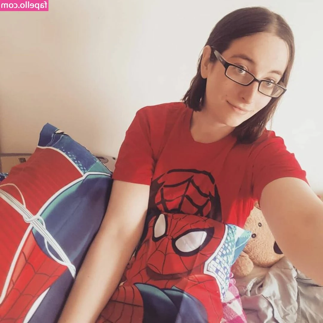 BoringKate - My hairs almost to my pretty Dick heheh 💕