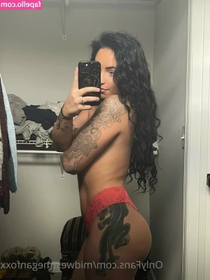 midwestmeganfoxx - Fuck my ass, pull on my hair, and call me a dirty slut