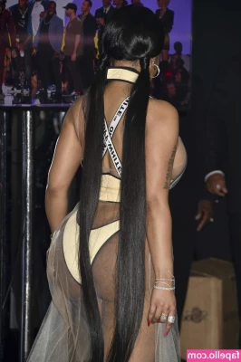 Nicki Minaj [ nicki-minaj ] - Perfect shot  Imagine that being your cum all over my ass