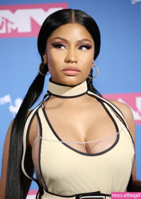 Nicki Minaj [ nicki-minaj ] - Minha amiga atolando a pica na minha boca  anneganzarolli