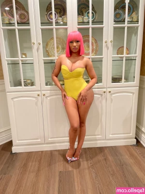 Nicki Minaj [ nicki-minaj ] - The more y all like the more I can post   Start liking and commenting