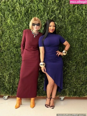 Nicki Minaj [ nicki-minaj ] - Guess who we’re playing with when I come home: