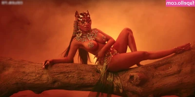 Nicki Minaj [ nicki-minaj ] - A little teaser of the sexy video the voluptuous Shyla Smile and I