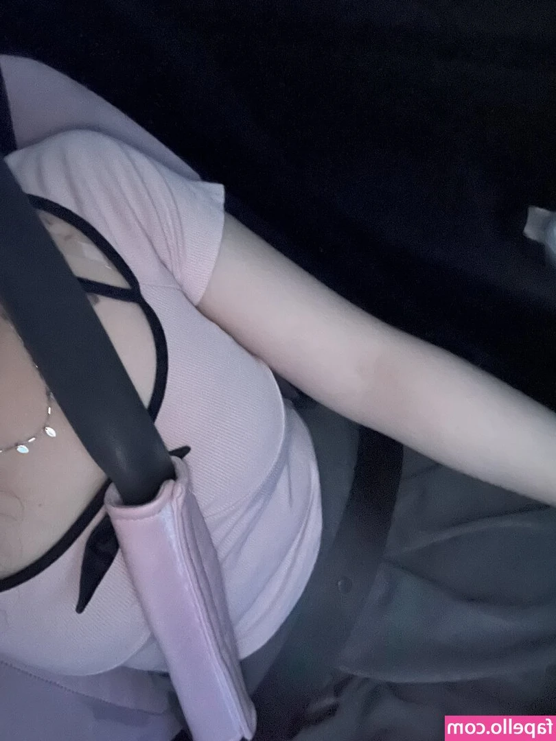 Aerylla Va [ aerylla-va ] - Don't you just love the way I glow 🌟