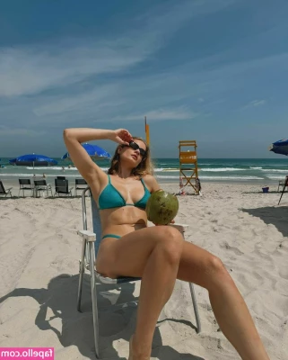 Valentina Bulc [ valentina-bulc ] - Wanna lick from my balls up to where   Don t forget to turn your
