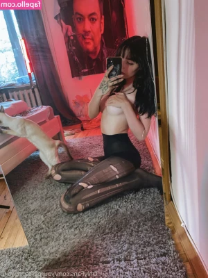 Yourpersonalwaifu - Vamos a divertirnos un rato