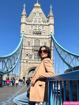 Jackie Redmond [ jackie-redmond ] - Fotos y Vídeos  ¿Que te parece el tipo de iluminación de esta