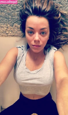Jackie Redmond [ jackie-redmond ] - Slowly stripping for you out of my pink PVC dress!