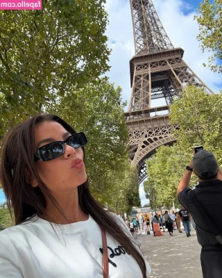Jackie Redmond [ jackie-redmond ] - 🎀🍓 Strawberry’s and Cherries 🍒 🎀 You wanna taste,