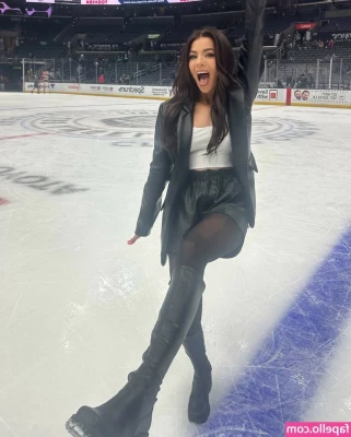 Jackie Redmond [ jackie-redmond ] - New photos is coming in this week    Good monday for you