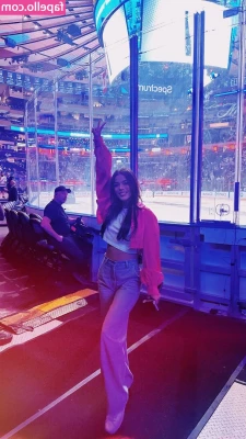 Jackie Redmond [ jackie-redmond ] - Yey  It s Friday
