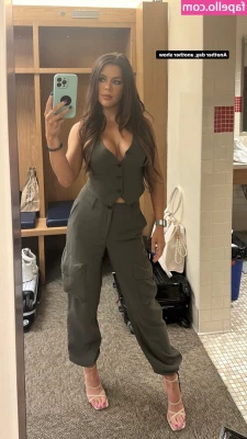 Jackie Redmond [ jackie-redmond ] - i bet you're craving for more? 😜