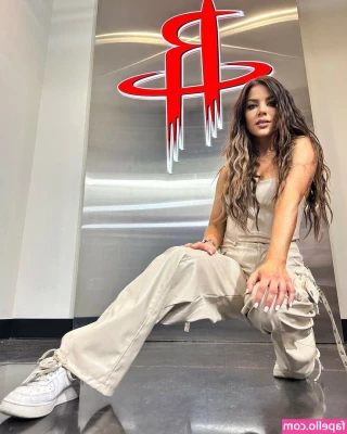 Jackie Redmond [ jackie-redmond ] - Trying to reach a personal goal today. Tip here any amount and I’ll