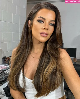 Jackie Redmond [ jackie-redmond ] - About to shave my pussy  so here s a final glimpse of her in a hairy