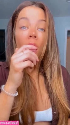 Jackie Redmond [ jackie-redmond ] - Hi  cuties lt 3 Remember to request custom videos and photos  And if