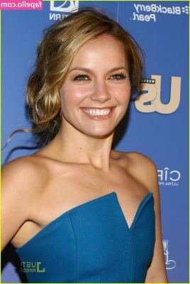 Becki Newton [ becki-newton ] - Meow? Purrr 😂🤣