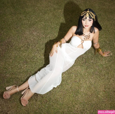 Nyvi Estephan [ nyvi-estephan-1 ] - How are you?  -