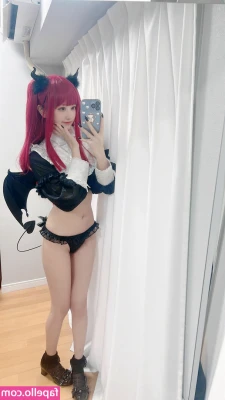 tokio0131 - I cannot believe how perfect my ass is!! 😳 I see why people like