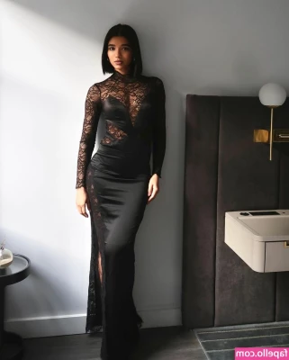 Yovanna Ventura [ yovanna-ventura ] - Haven’t been fucked in the ass in way too long…