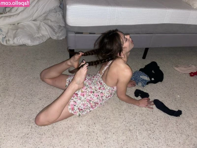 Msfiiire [ msfiiire-77 ] - I love this sexy lingerie  I want you to undress me and put me on my