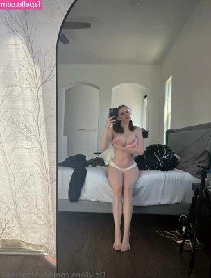 Msfiiire [ msfiiire-77 ] - Hope everyone is having a Sexy Saturday😉 Slide over for a tutorial
