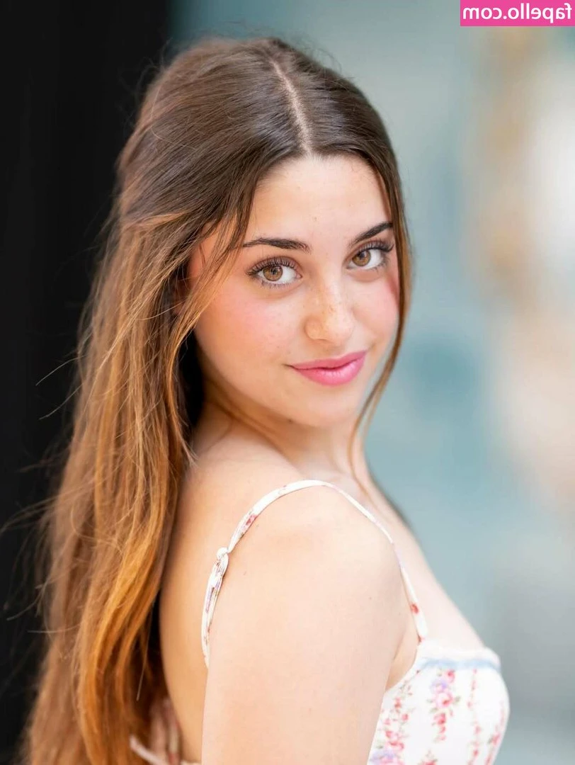 Iris Di Domenico [ iris-di-domenico ] - Although I love keeping guys on the edge for ages, there's also