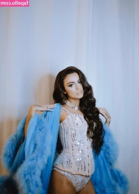 Cher Lloyd [ cher-lloyd ] - Absolutely IN LOVE with this new bikini set  Pictures coming soon