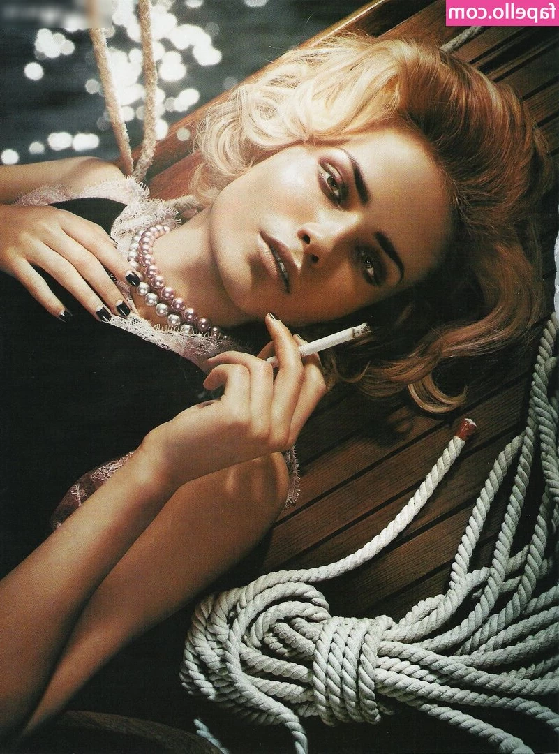 Natasha Poly [ natasha-poly ] - Who wants to suck on these