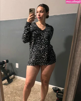 kay.renee98 [ kay-renee98 ] - all these pics I took are so hot, I can’t pick my favorite.
