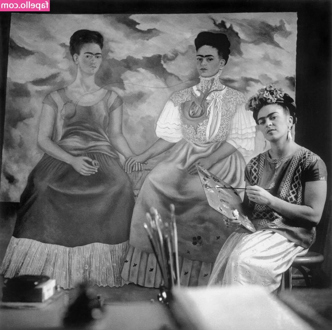 Frida Kahlo [ frida-kahlo ] - Continuation of my last post. Who has ever fantasized about a real