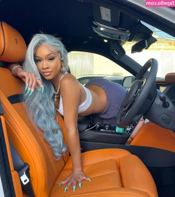 Saweetie - Are you working on your first today, babe? 😘🤤